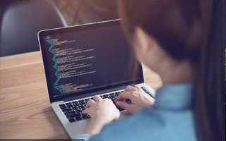 吐鲁番 ,php声明和调用变量的符号是什么？